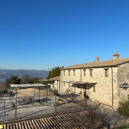 Agriturismo San Bartolomeo Montecchio  ภายนอก รูปภาพ