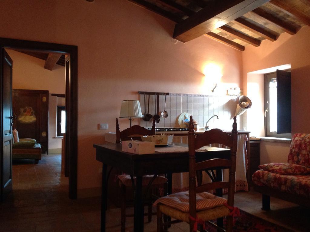 Agriturismo San Bartolomeo Montecchio  ห้อง รูปภาพ