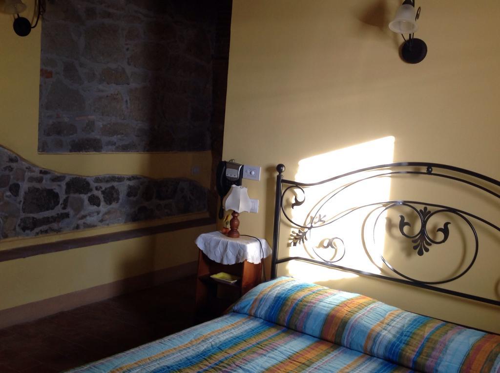 Agriturismo San Bartolomeo Montecchio  ห้อง รูปภาพ